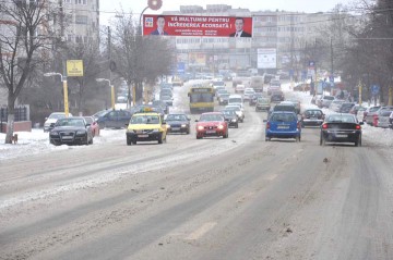 Sfaturi ale Poliţiei - cum se circulă în condiţii de iarnă